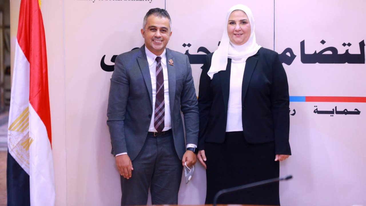 النائب أحمد فتحي مع وزيرة التضامن