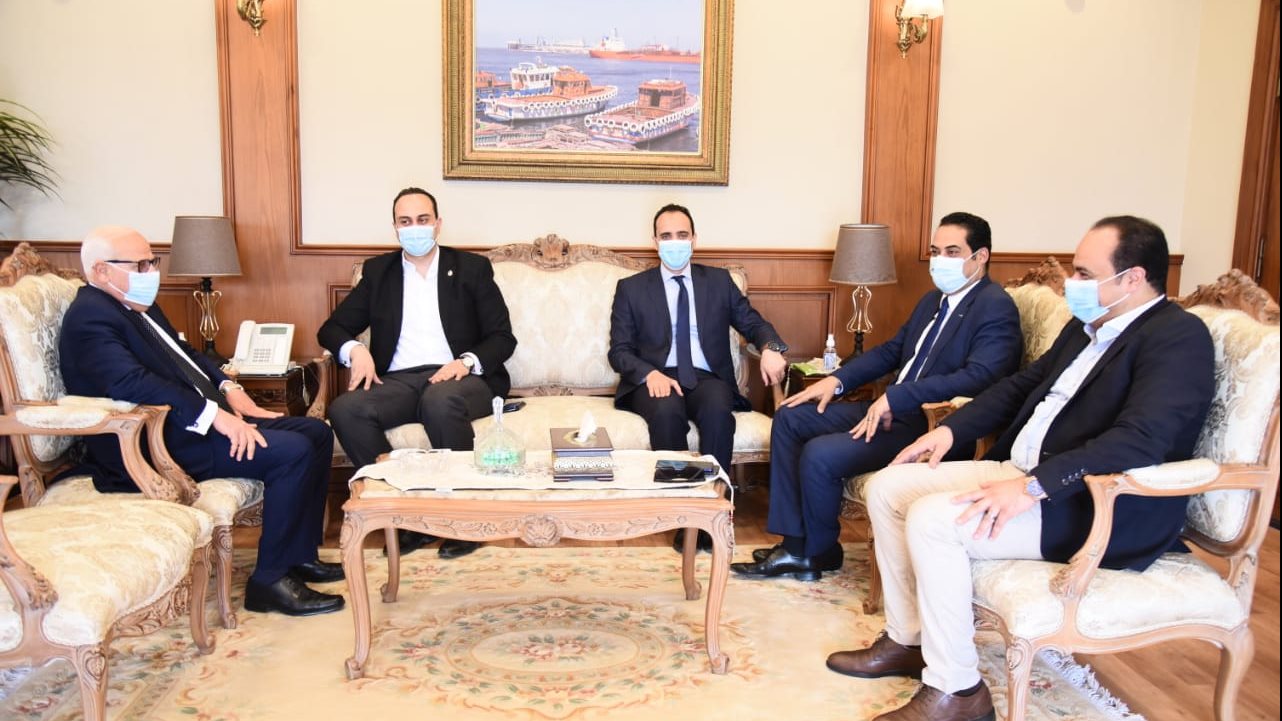 محافظ بورسعيد