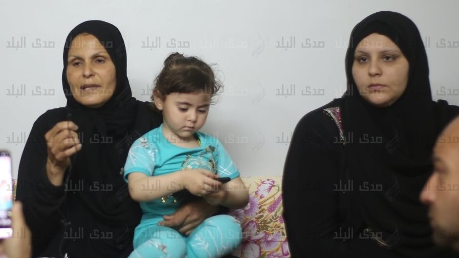 أم المجني عليها وشقيقتها