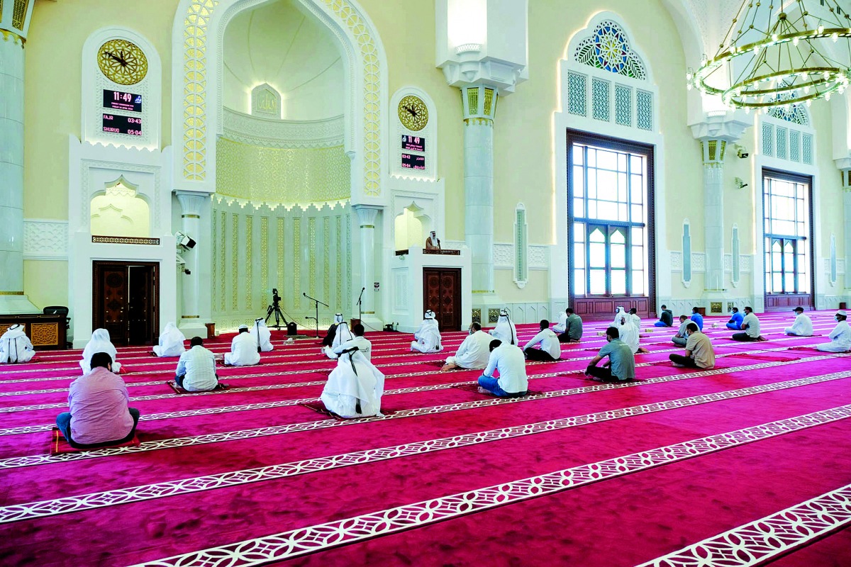 أخطاء المصلين يوم الجمعة 
