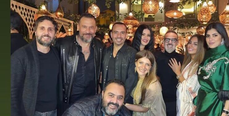 ماجد المصري بصحبة نجوم الفن في سحور جماعي