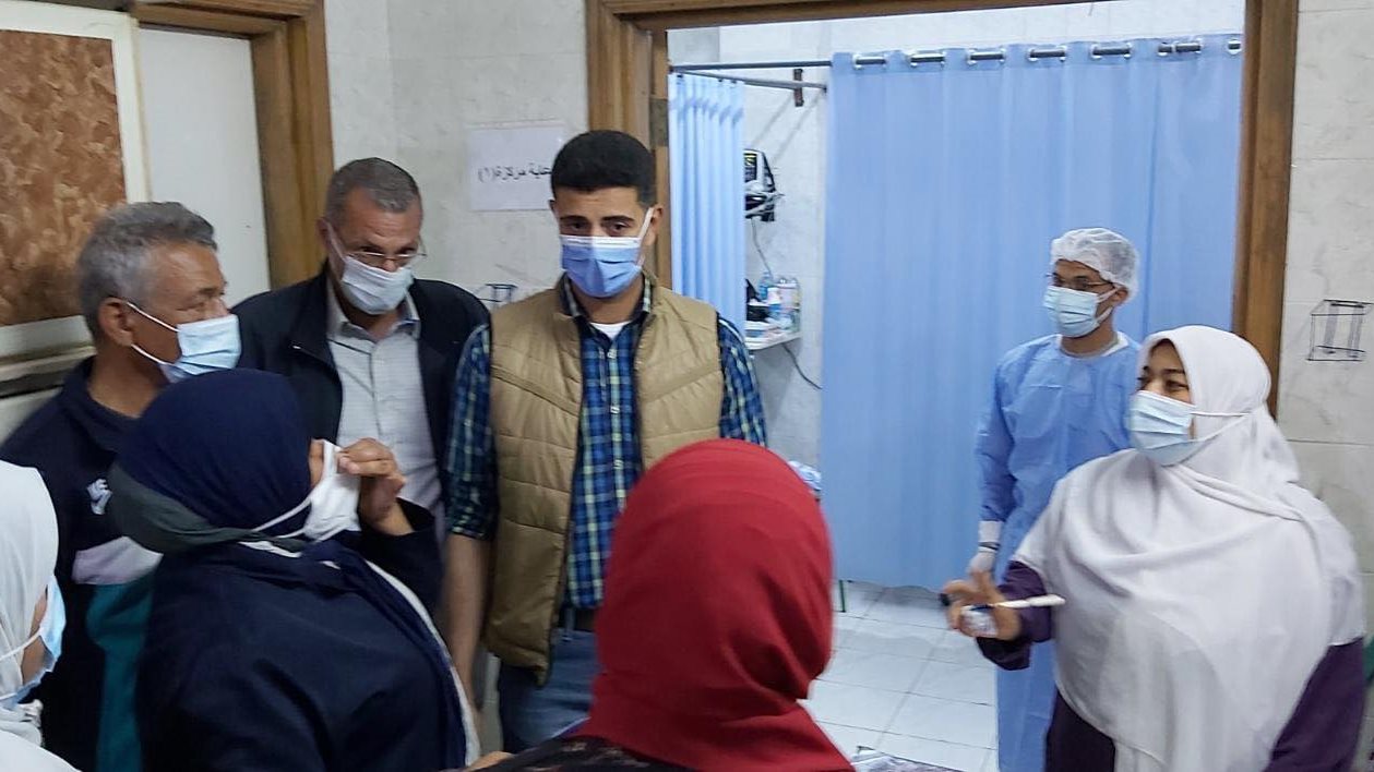 جولة نائب محافظ القليوبية بالخانكة