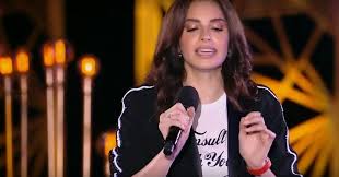 الفنانة أمال ماهر
