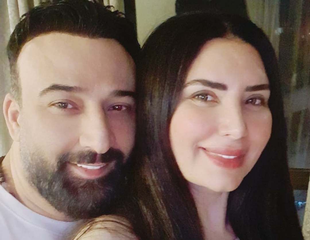 عبير صبري وزوجها ايمن البياع 