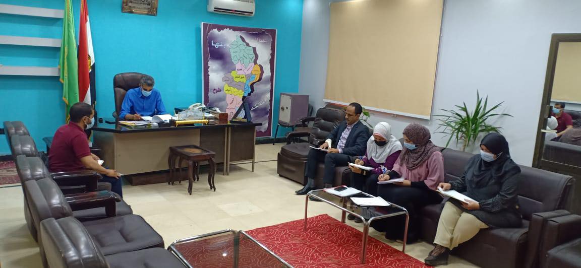 اجتماع رئيس مدينة شبين القناطر