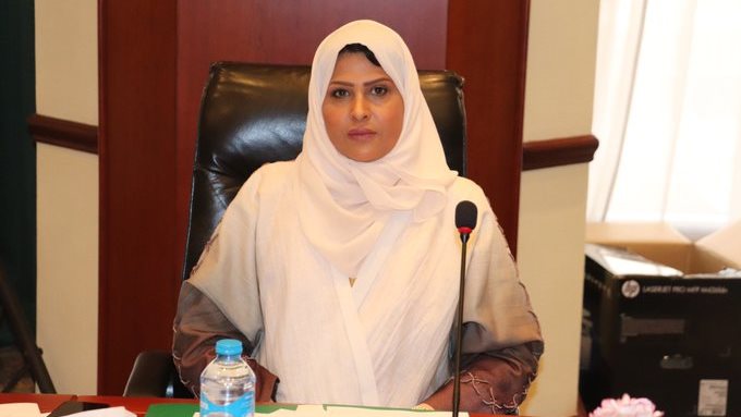 مستورة الشمري رئيس لجنة الشؤون الاجتماعية بالبرلمان العربي