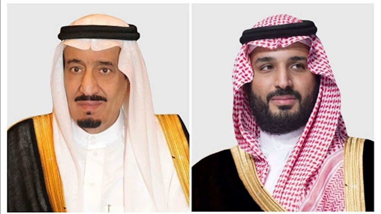 الملك سلمان وولي العهد يعزيان رئيس إندونيسيا بضحايا الغواصة