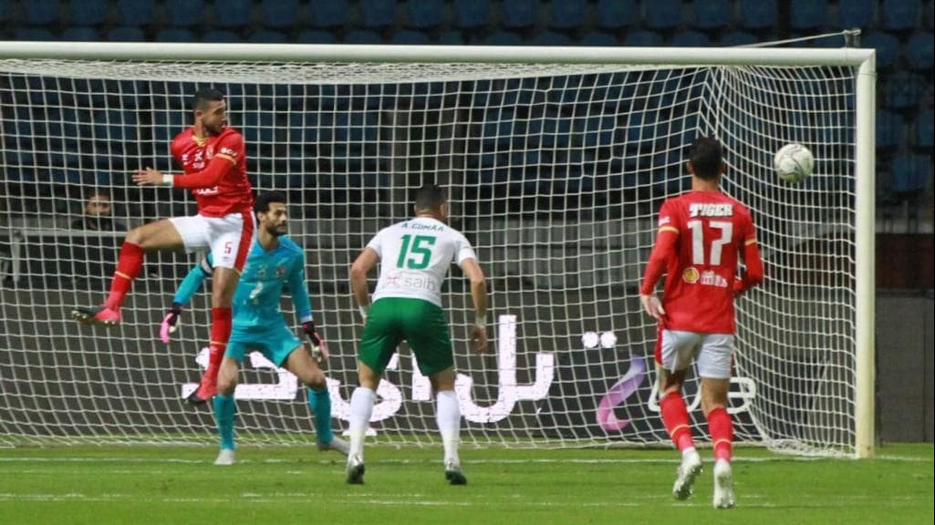 لقاء الأهلي والمصري البورسعيدي 