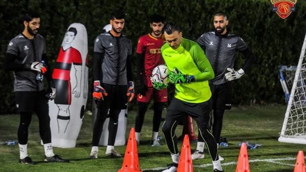 عصام الحضري