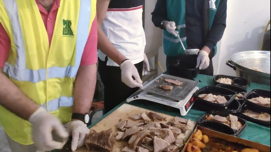 توزيع مساعدات رمضان علي الأسر الأكثر احتياجا في سيناء توزيع مساعدات رمضان علي الأسر الأكثر احتياجا في سيناء