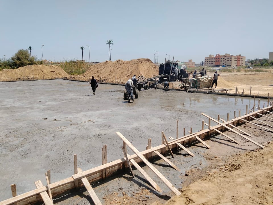 بدء العمل في بناء مبنى سكني لطبيبات طب الأزهر بدمياط