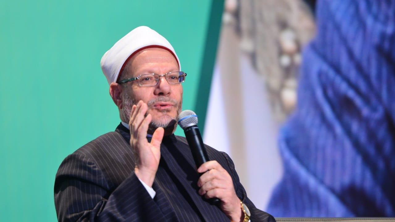 الدكتور شوقى علام