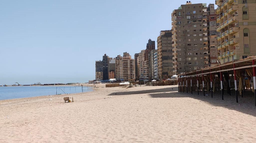 إخلاء شاطئ أبوقير