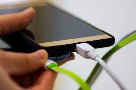 15 Easy Ways To Extend Your Phone's Battery Life | Mental Floss