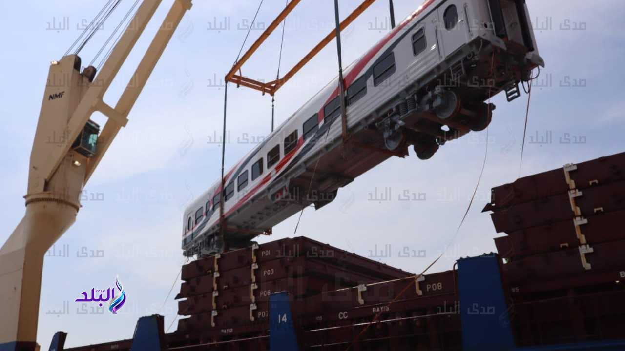 العربات الجديدة 