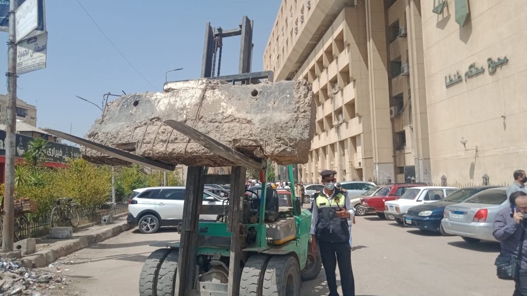 حملة أمنية ،لرفع كافة الحواجز الأمنية الحديدية بالغربية