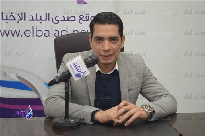 المنشد محمود هلال