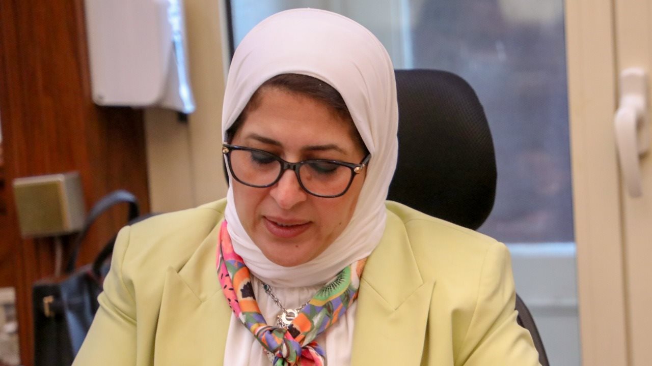 وزيرة الصحة 