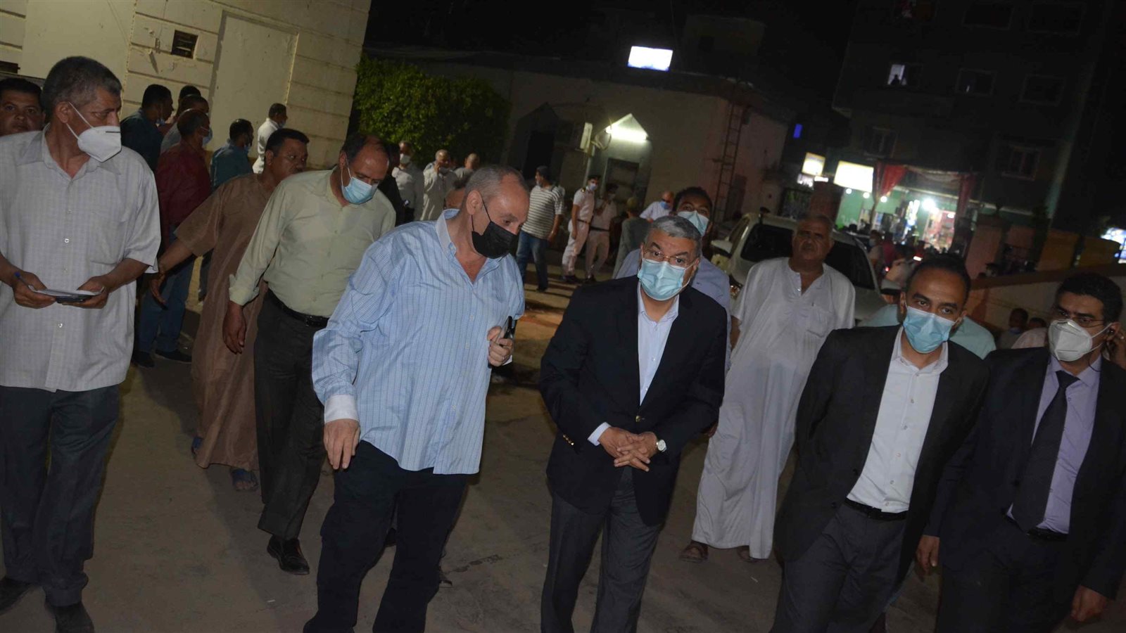 محافظ المنيا يتابع تطبيق الإجراءات الوقائية 