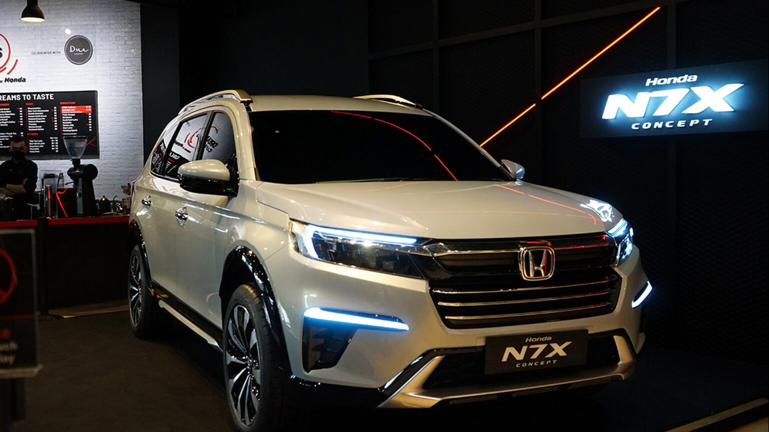 هوندا honda N7X 