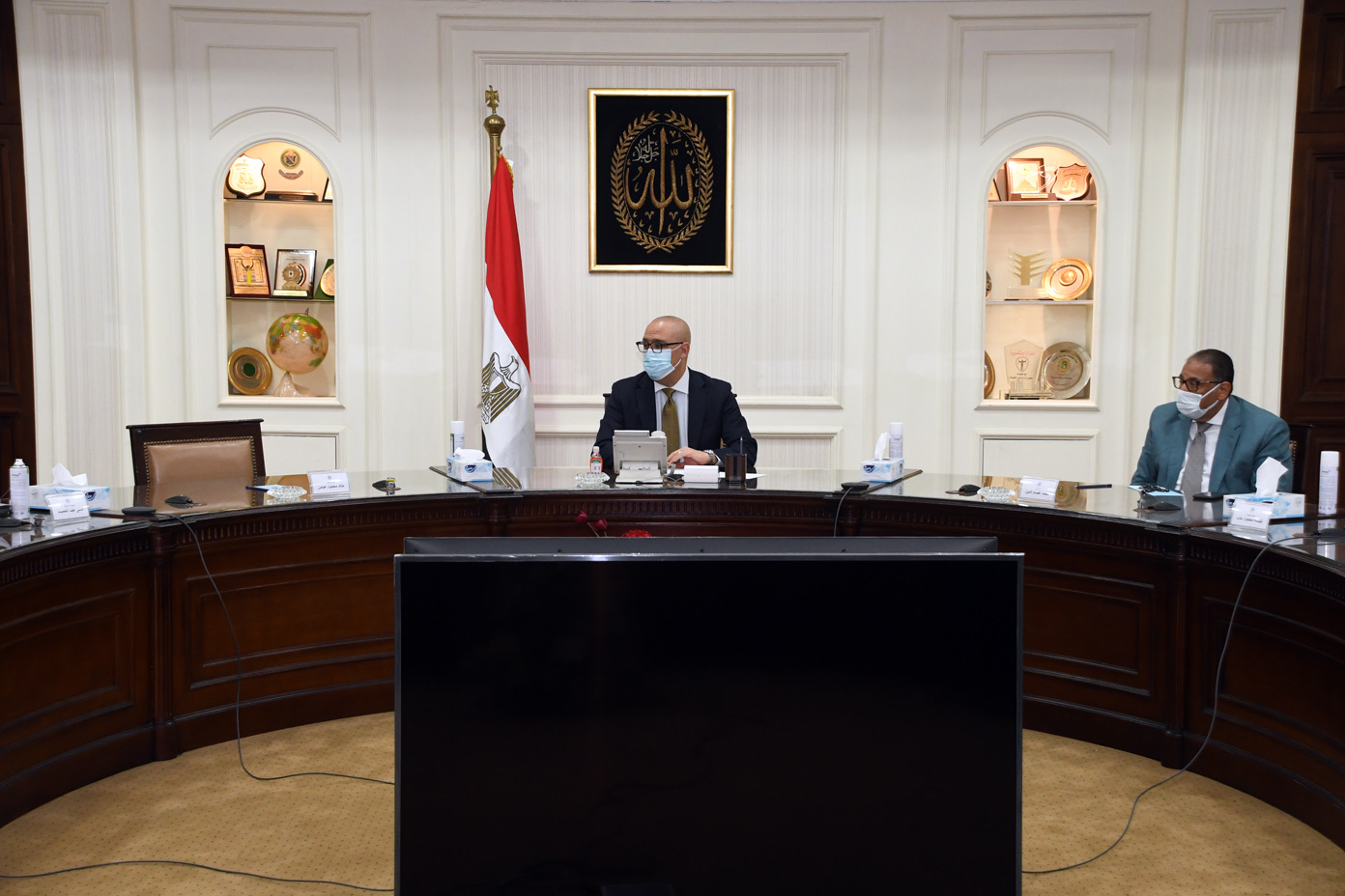 وزير الإسكان