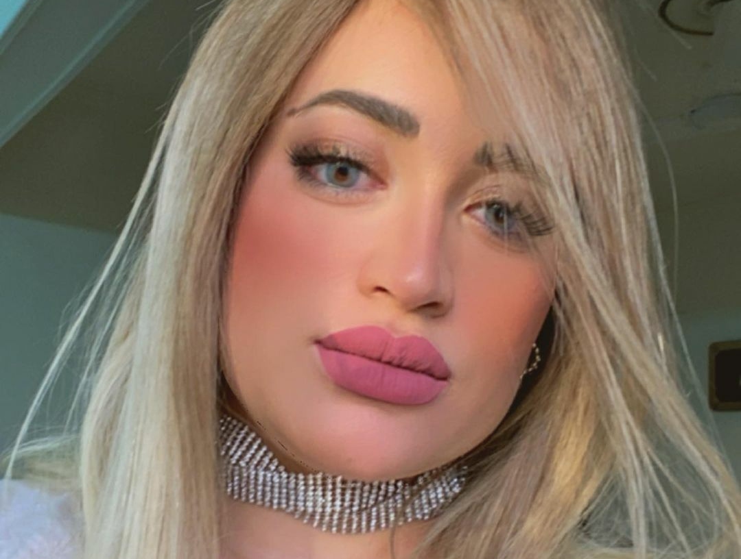 زوجة على معلول