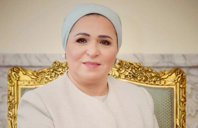 قرينة الرئيس السيسي 