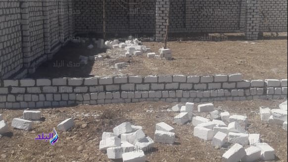 هدم بناء مخالف بالأقصر 