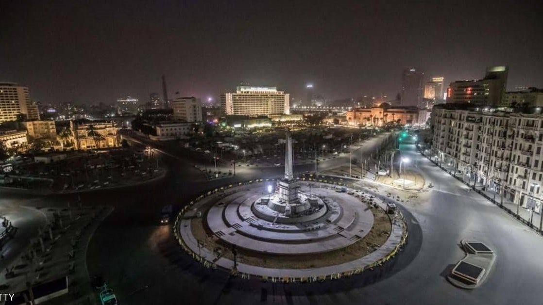 ميادين القاهرة خالية من المواطنين في العيد 