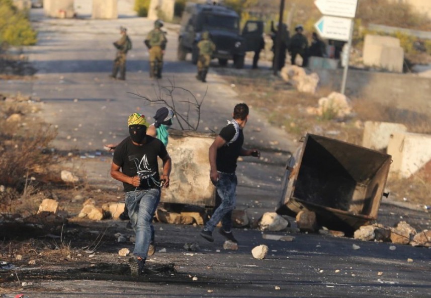 مواجهات بين فلسطينيين وقوات الاحتلال الإسرائيلي