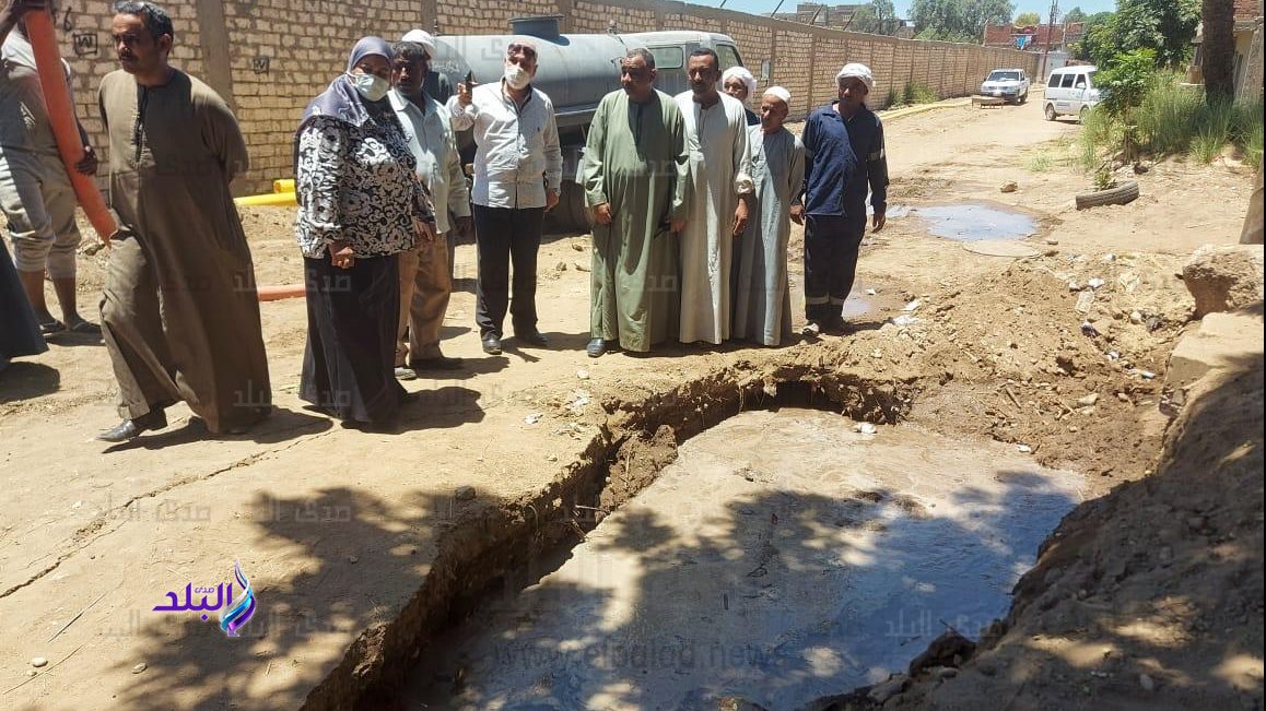 كسر بخط مياه بجنوب الأقصر 