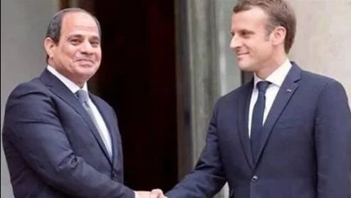 الرئيسان عبد الفتاح السيسي وإيمانويل ماكرون 