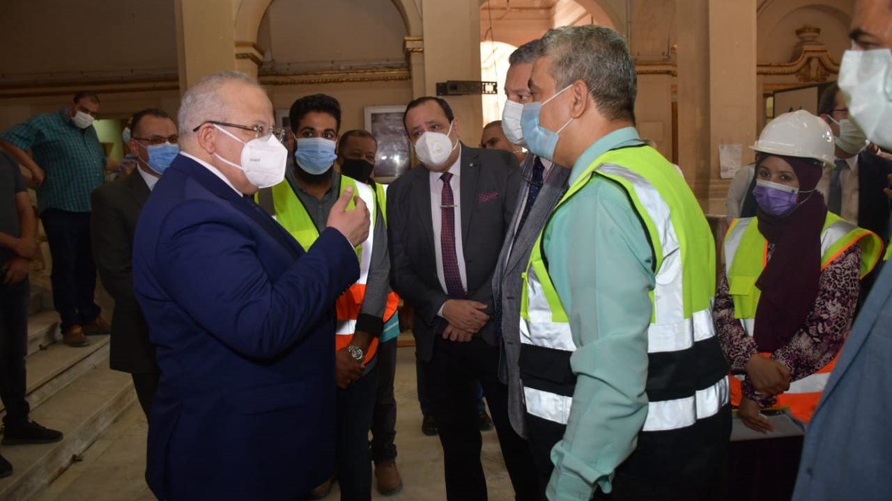 رئيس جامعة القاهرة