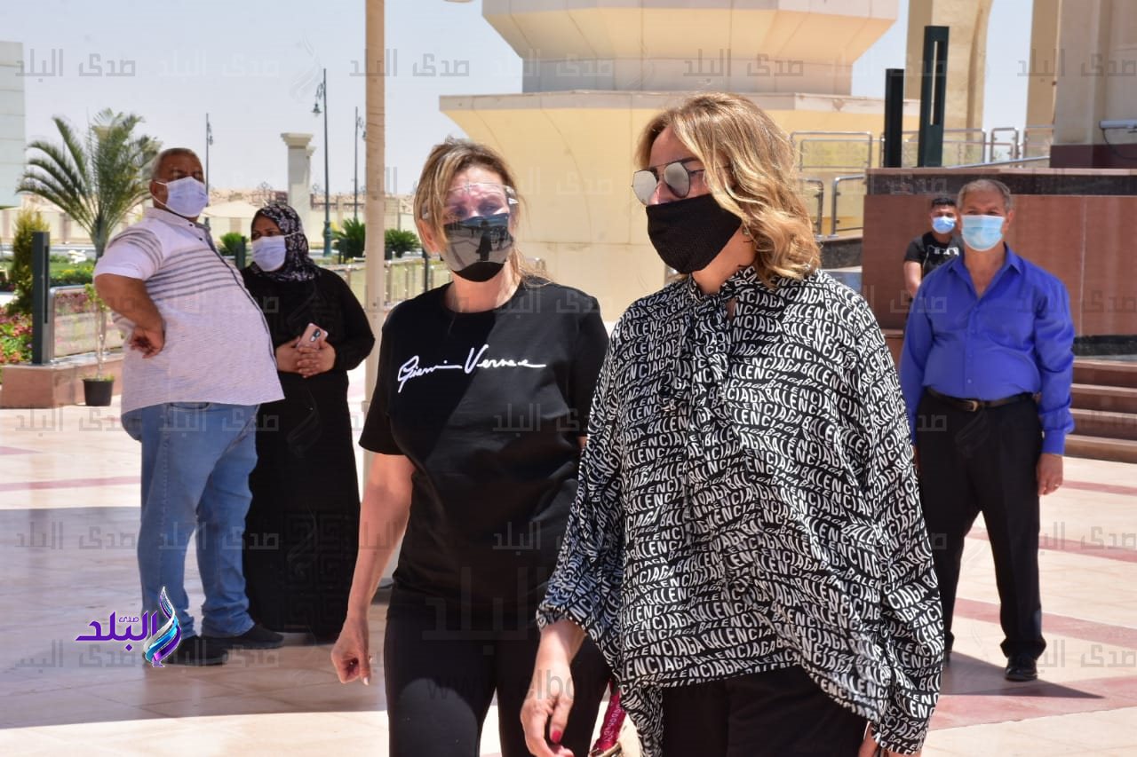 cab7c9f7-f303-4221-8372-7edf6b8ad893