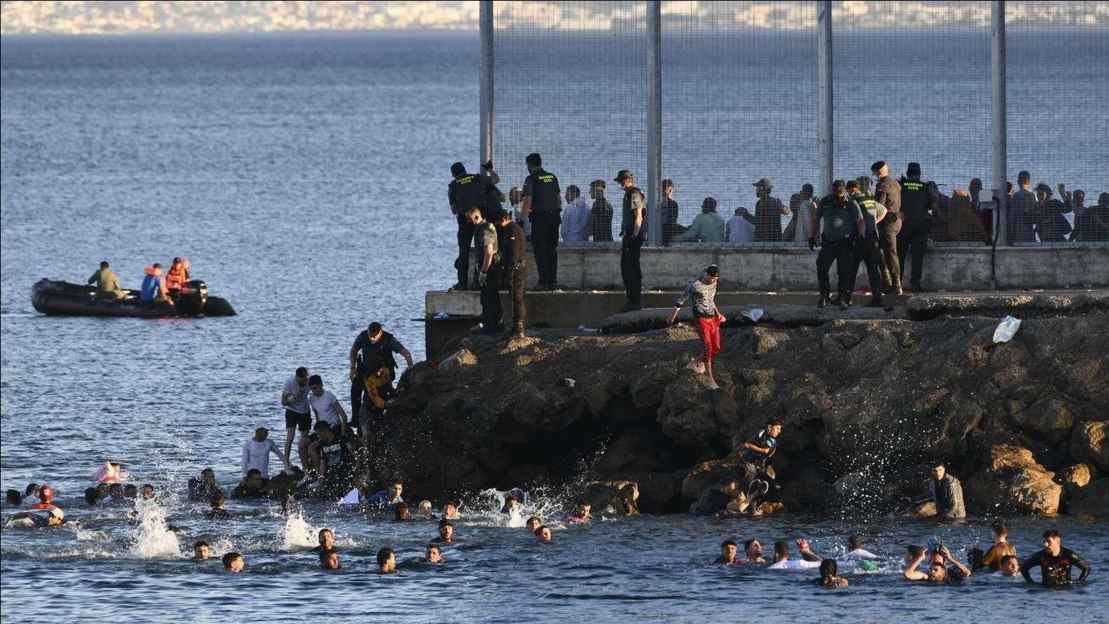 المغرب يحدد شرطا لعودة السفيرة إلى إسبانيا 