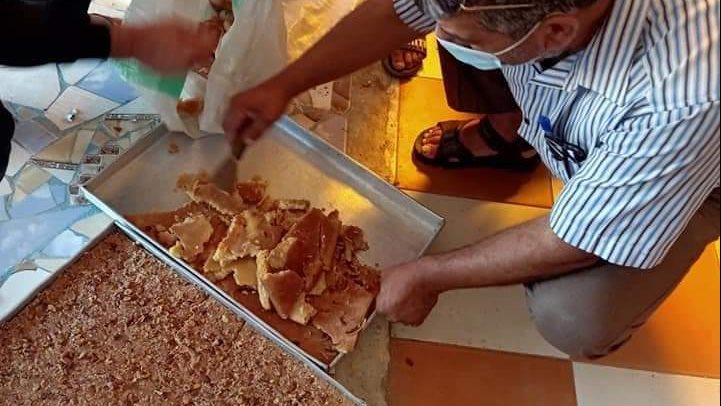 اعدام اغذية منتهية الصلاحية في العريش