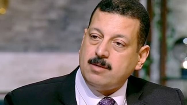 الدكتور أيمن حمزة 
