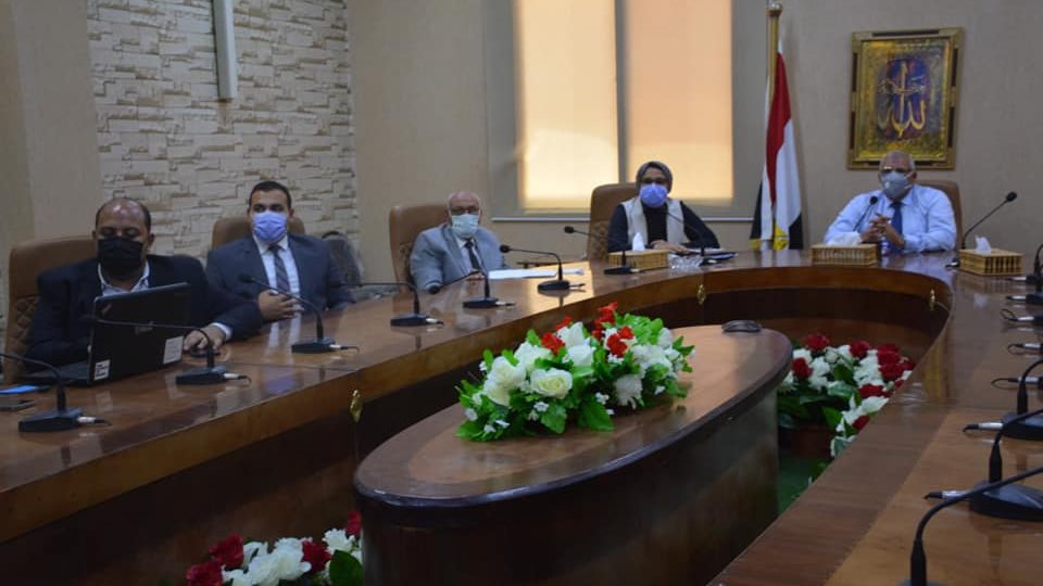 اجتماع المحافظ 