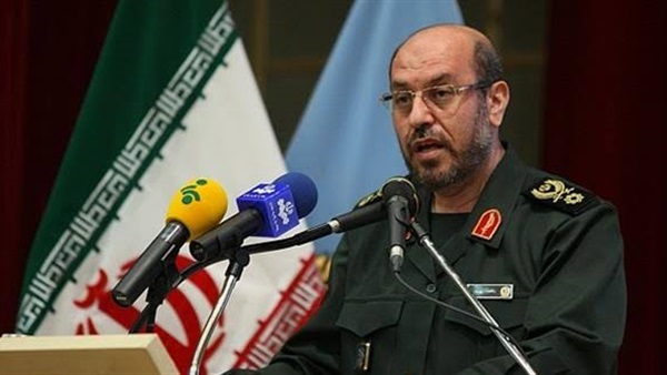 وزير الدفاع الإيراني السابق حسين دهقان 