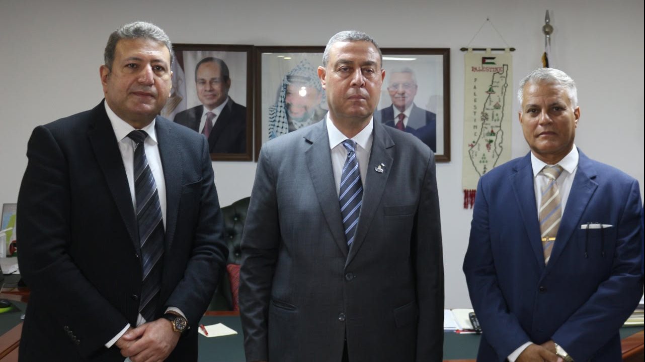 وفد غرفة التطوير العقارى يلتقى السفير الفلسطينى بالقاهرة