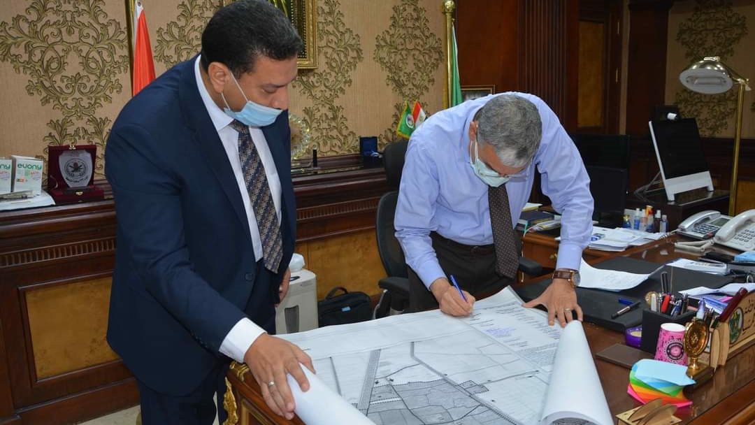 محافظ المنيا يعتمد المخطط الإستراتيجي لديرمواس 