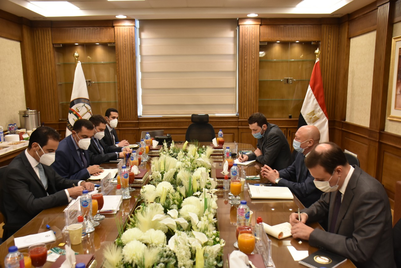 e02bc900-f8a7-4fb8-9ae9-4ee189e49f21