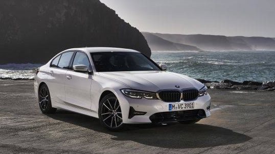 BMW 320i 