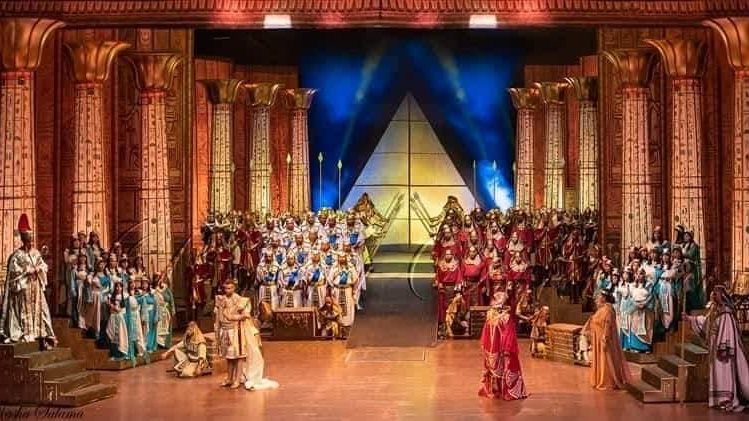 أوبرا عايدة 