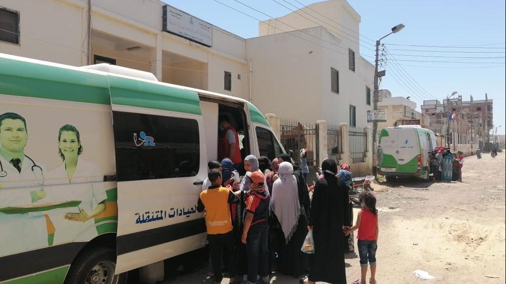 الكشف عن 2054 مواطن بالمجان بدمياط