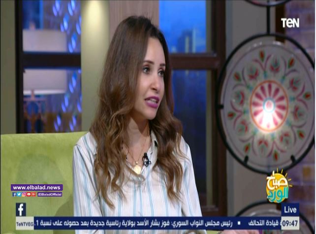 خبيرة اتيكيت وعلم اعصاب