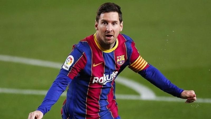 ليونيل ميسي لاعب فريق برشلونة