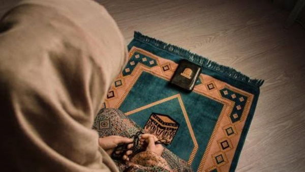 حقوق الأخت على أخيها ومن أعلى مكانة في قلبها؟ داعية يجيب