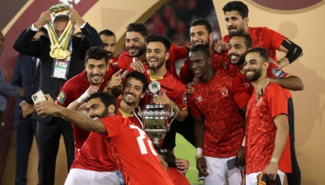 الاهلي يتوج بكاس السوبر الإفريقي