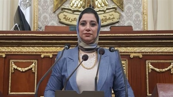 النائبة سحر القاضى ، عضو لجنة الإسكان بالبرلمان